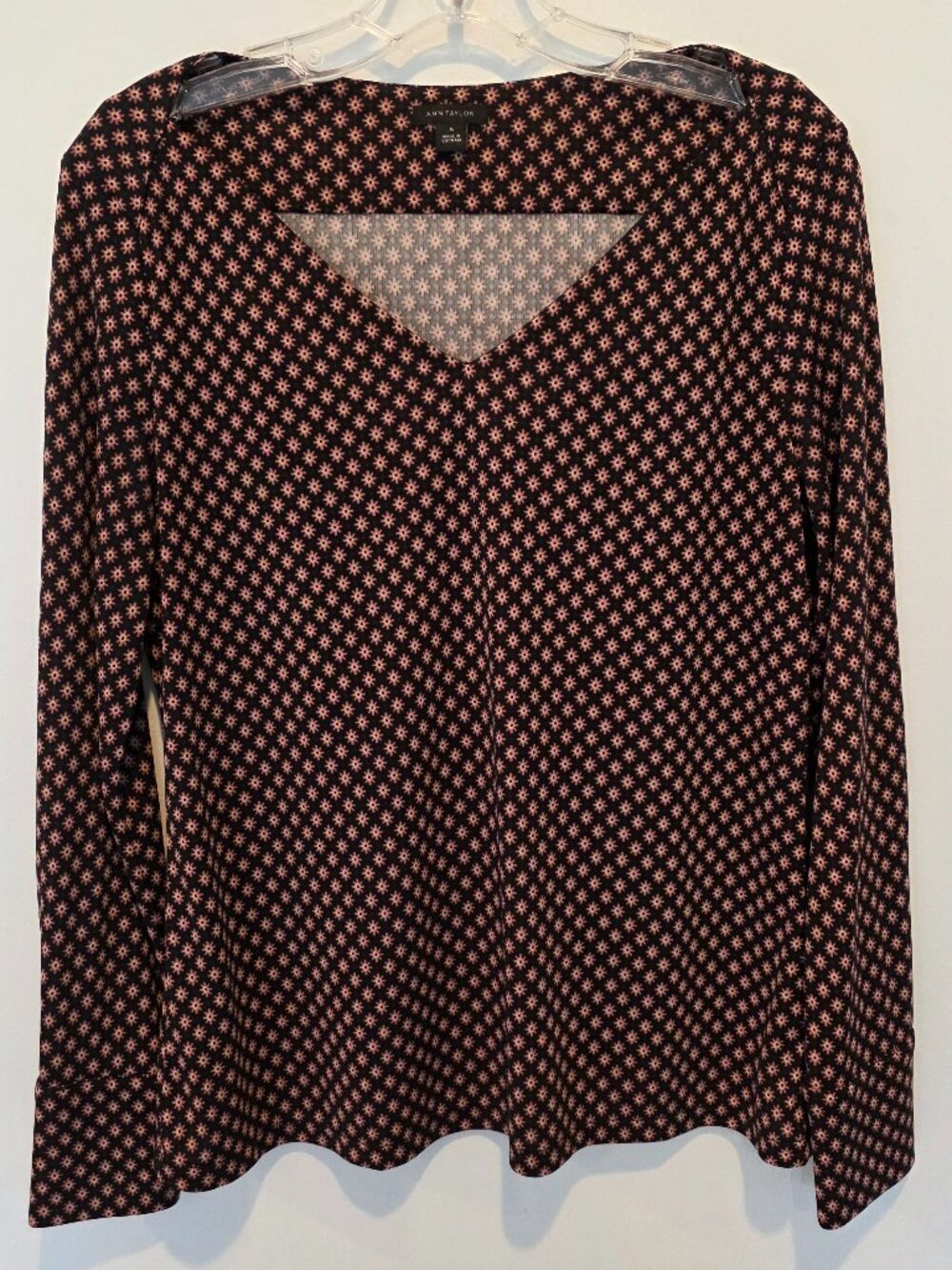 Ann Taylor Flower Print Top, Size M, Like New